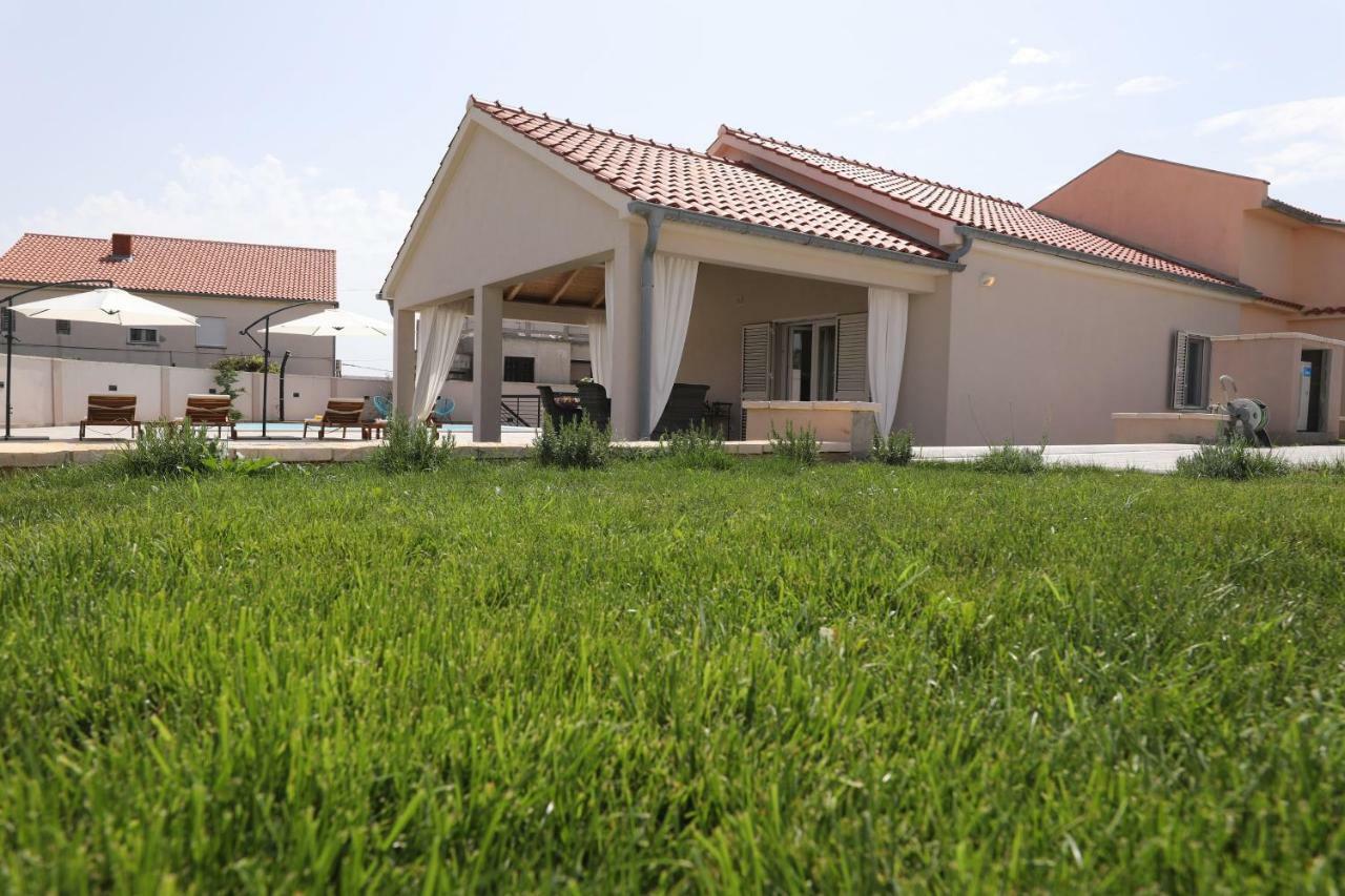 Holiday House Tamaris ซาดาร์ ภายนอก รูปภาพ